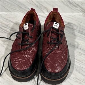 Instant Classic Quilted Burgundy Shoes